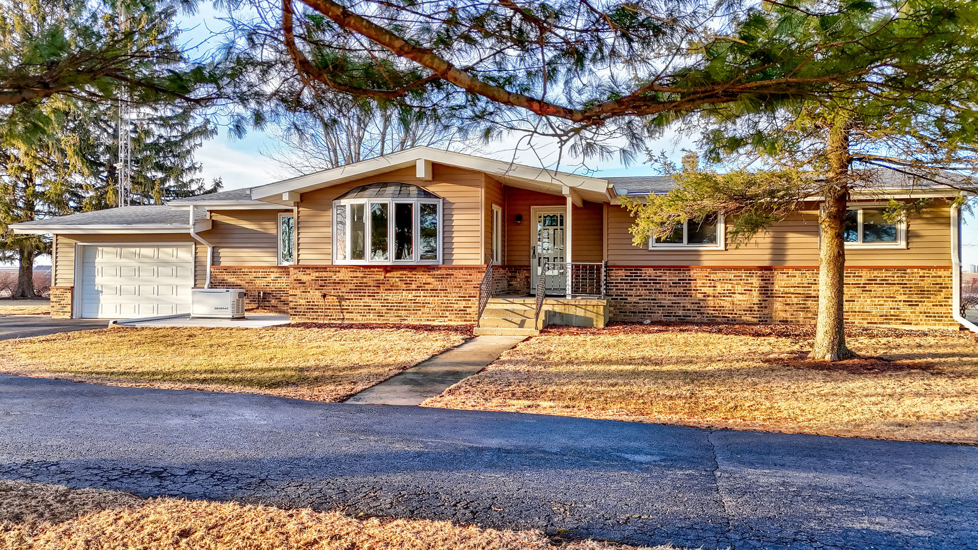 3455 East 13th Road Ottawa, IL 61350 - Photo 2 of 33