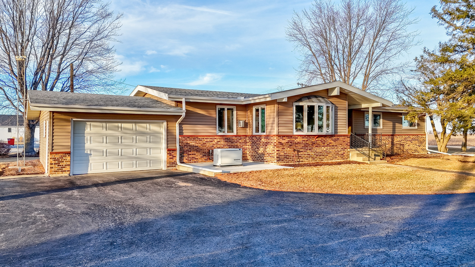 3455 East 13th Road Ottawa, IL 61350 - Photo 3 of 33