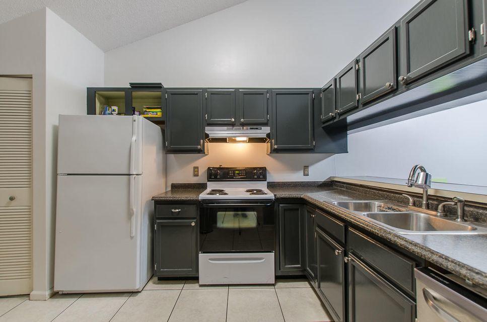 418 Buttonwood Place Boca Raton, FL 33431 - Photo 6 of 19 20190503201145945494000000-o