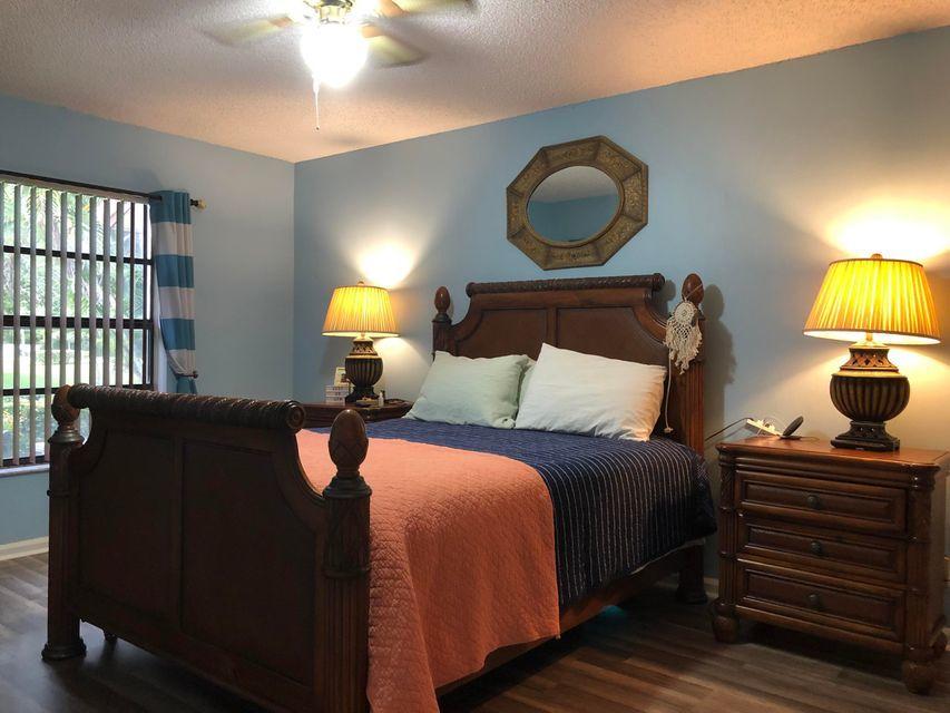 418 Buttonwood Place Boca Raton, FL 33431 - Photo 7 of 19 20190503201707955792000000-o