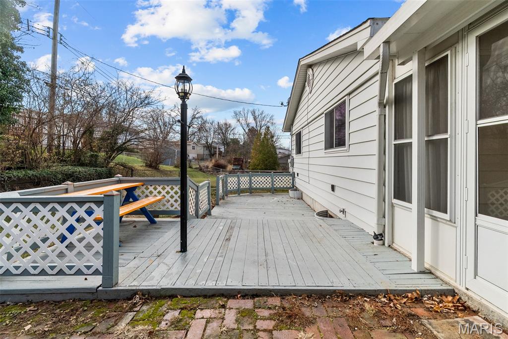 2668 Midland Ridge Drive St. Louis, MO 63114 - Photo 11 of 62