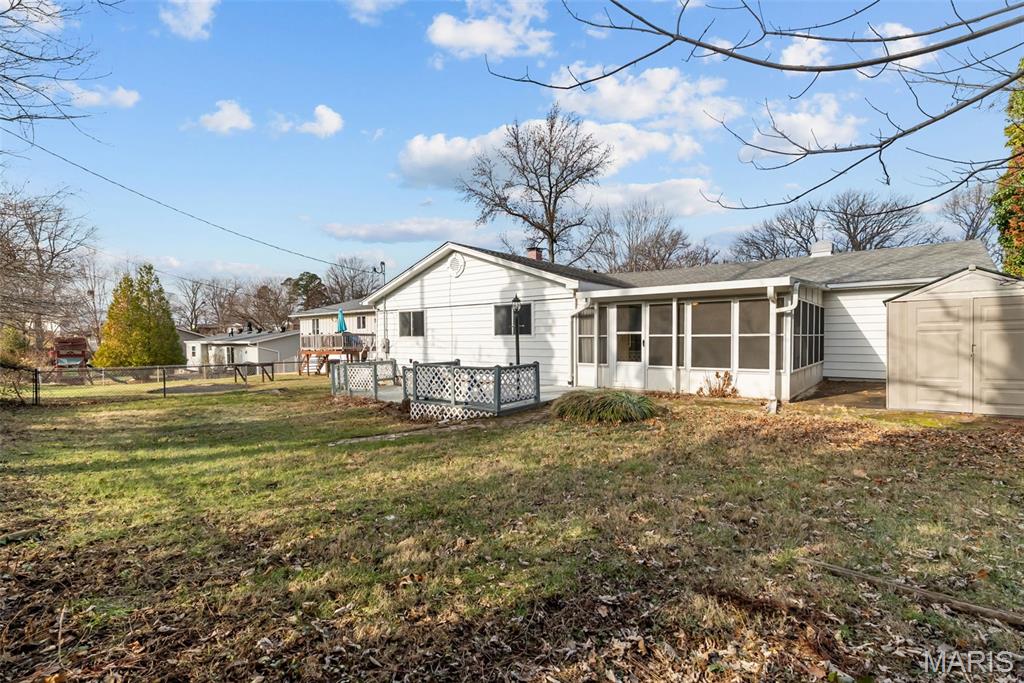 2668 Midland Ridge Drive St. Louis, MO 63114 - Photo 5 of 62