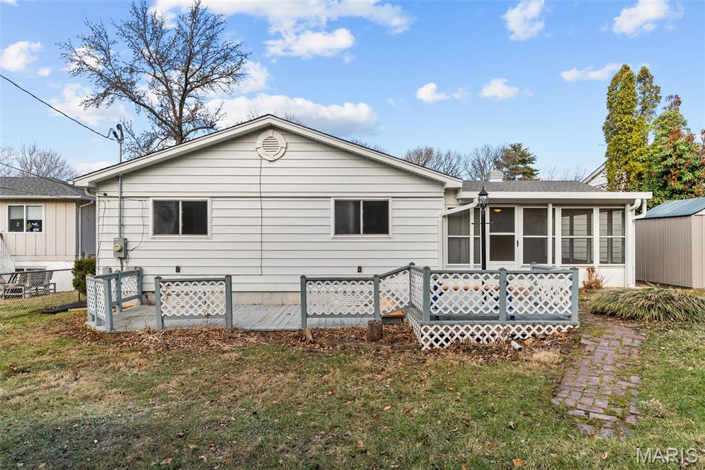 2668 Midland Ridge Drive St. Louis, MO 63114 - Photo 9 of 62