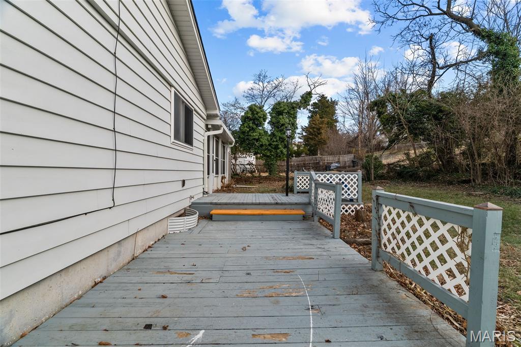 2668 Midland Ridge Drive St. Louis, MO 63114 - Photo 10 of 62