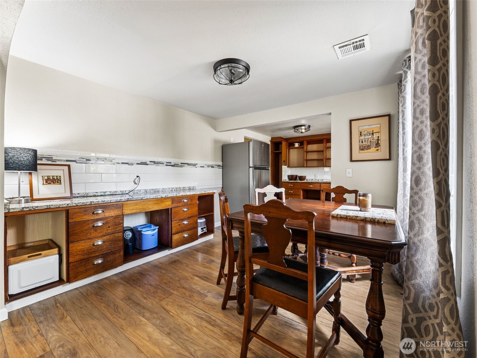 1213 Boulevard Road Southeast Olympia, WA 98501 - Photo 12 of 38