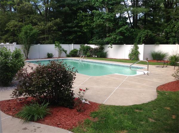 17 Field Road Medway, MA 02053 - Photo 5 of 29 Gallery Image 5