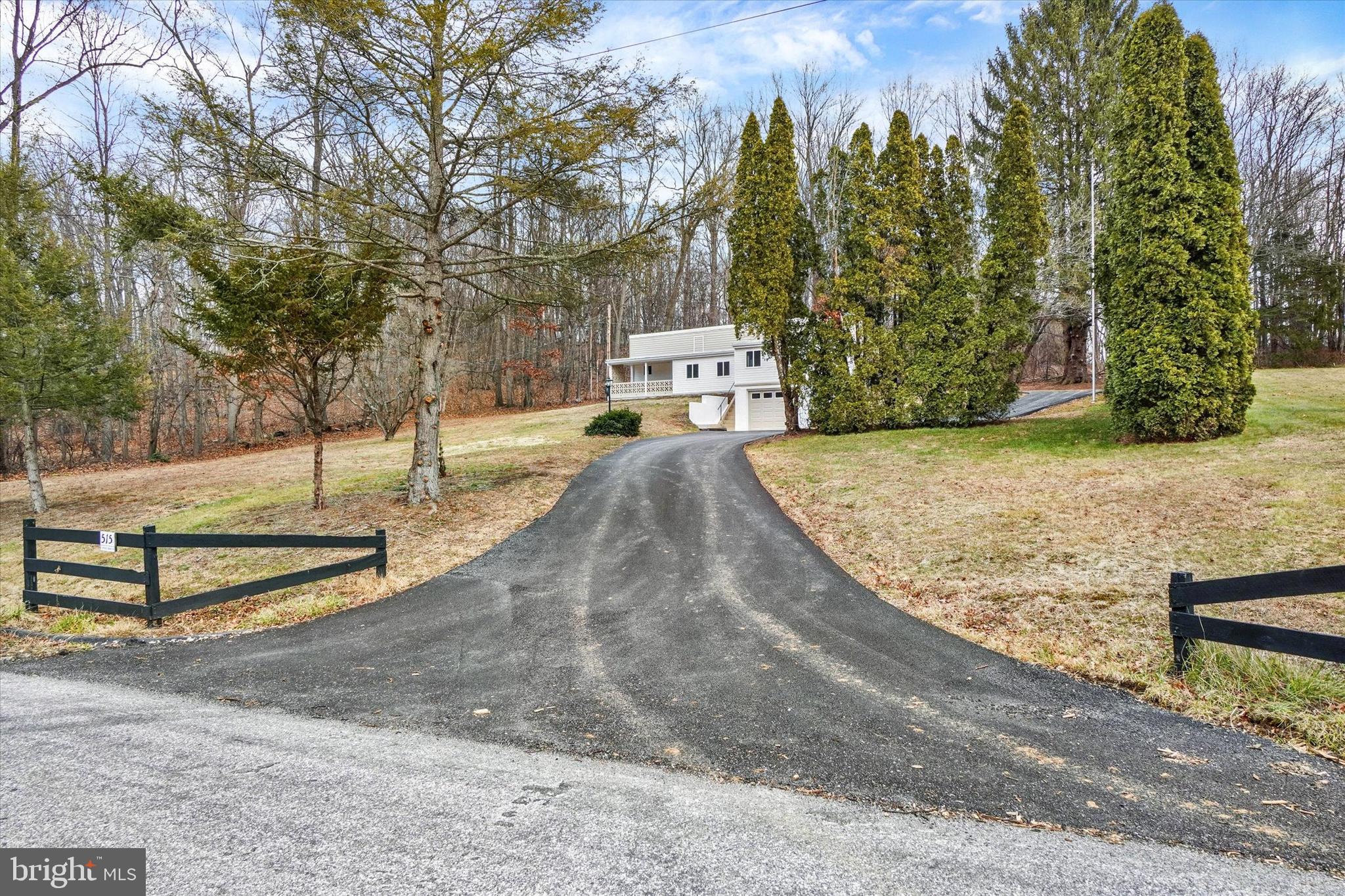 515 East Snyder Corner Road Red Lion, PA 17356 - Photo 3 of 29