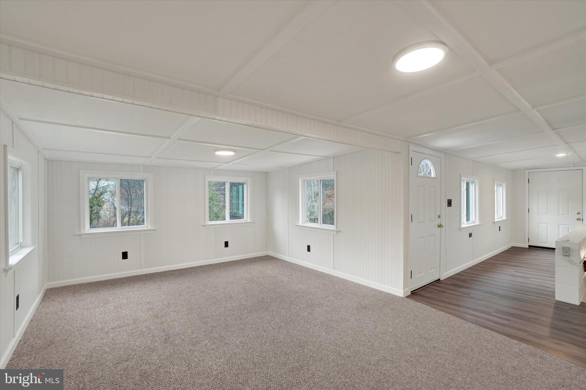 515 East Snyder Corner Road Red Lion, PA 17356 - Photo 4 of 29