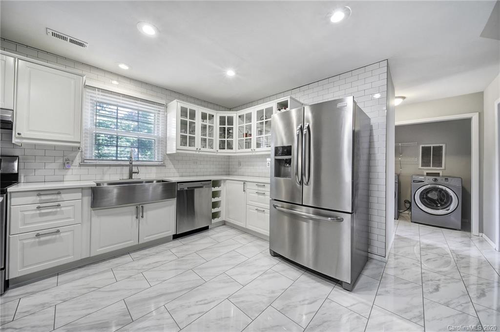 10100 Sardis Oaks Road Charlotte, NC 28270 - Photo 5 of 26