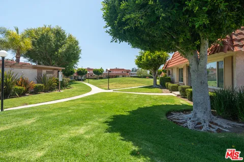 $479,990 | 22828 Mesa Way, Unit 4, Lake Forest, CA 92630
