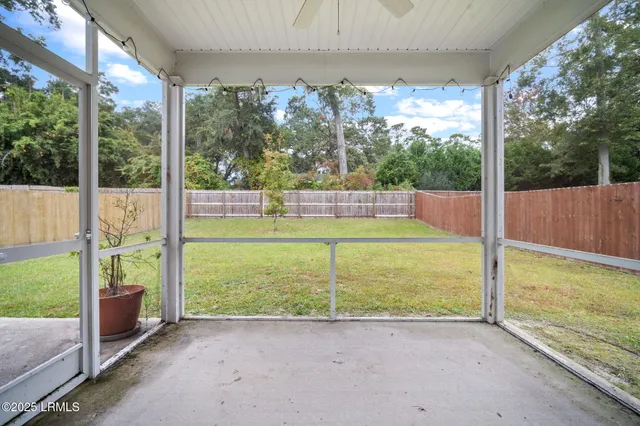 $425,000 | 98 Great Bend Drive, Beaufort, SC 29906