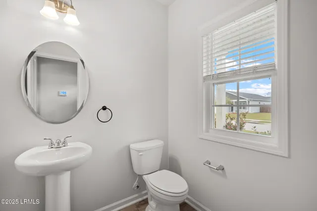 $425,000 | 98 Great Bend Drive, Beaufort, SC 29906