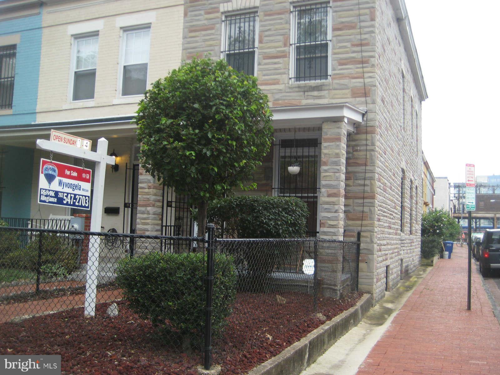 914 3rd Street Northeast Washington, DC 20002 - Photo 1 of 30 Exterior (Front)