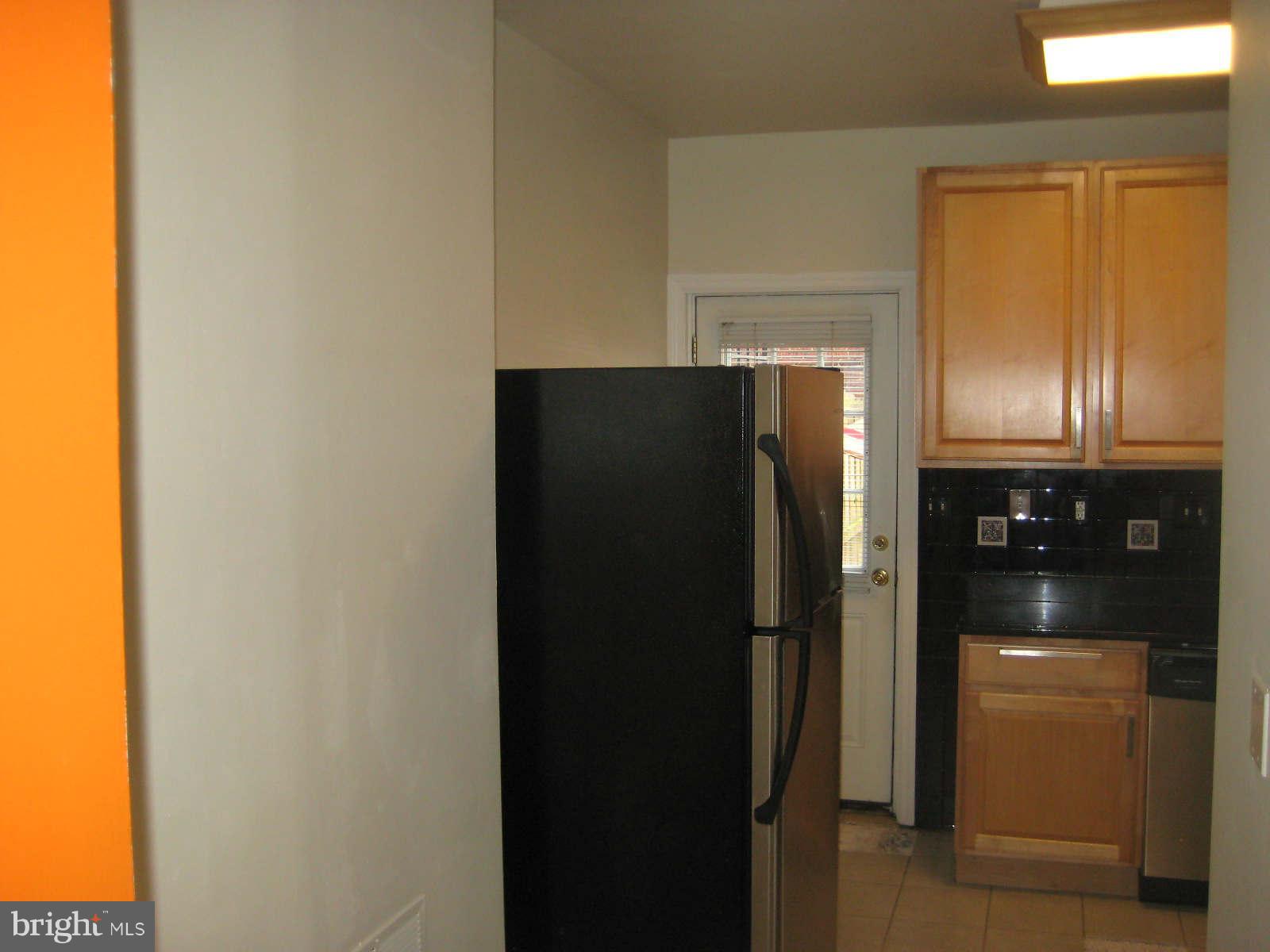 914 3rd Street Northeast Washington, DC 20002 - Photo 12 of 30 Kitchen