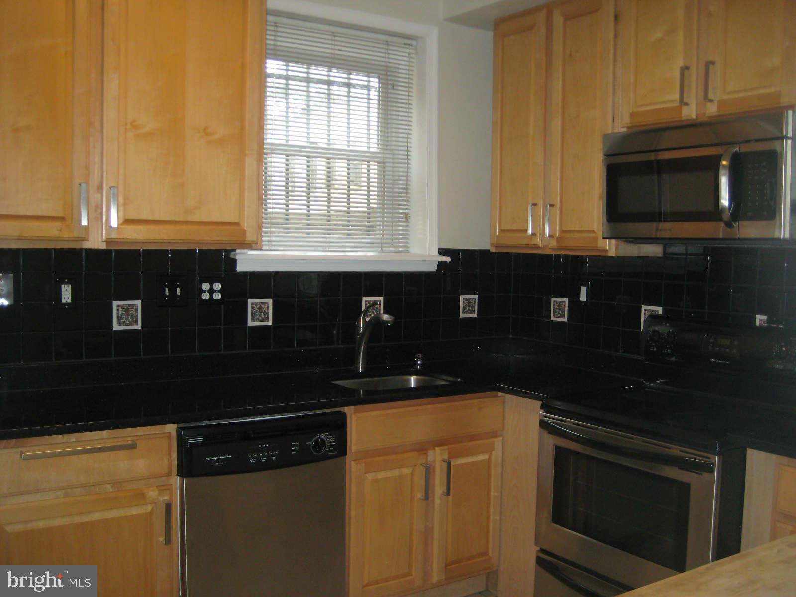 914 3rd Street Northeast Washington, DC 20002 - Photo 13 of 30 Kitchen