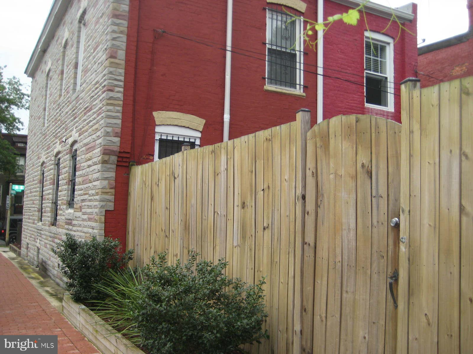 914 3rd Street Northeast Washington, DC 20002 - Photo 30 of 30 Exterior (Rear)