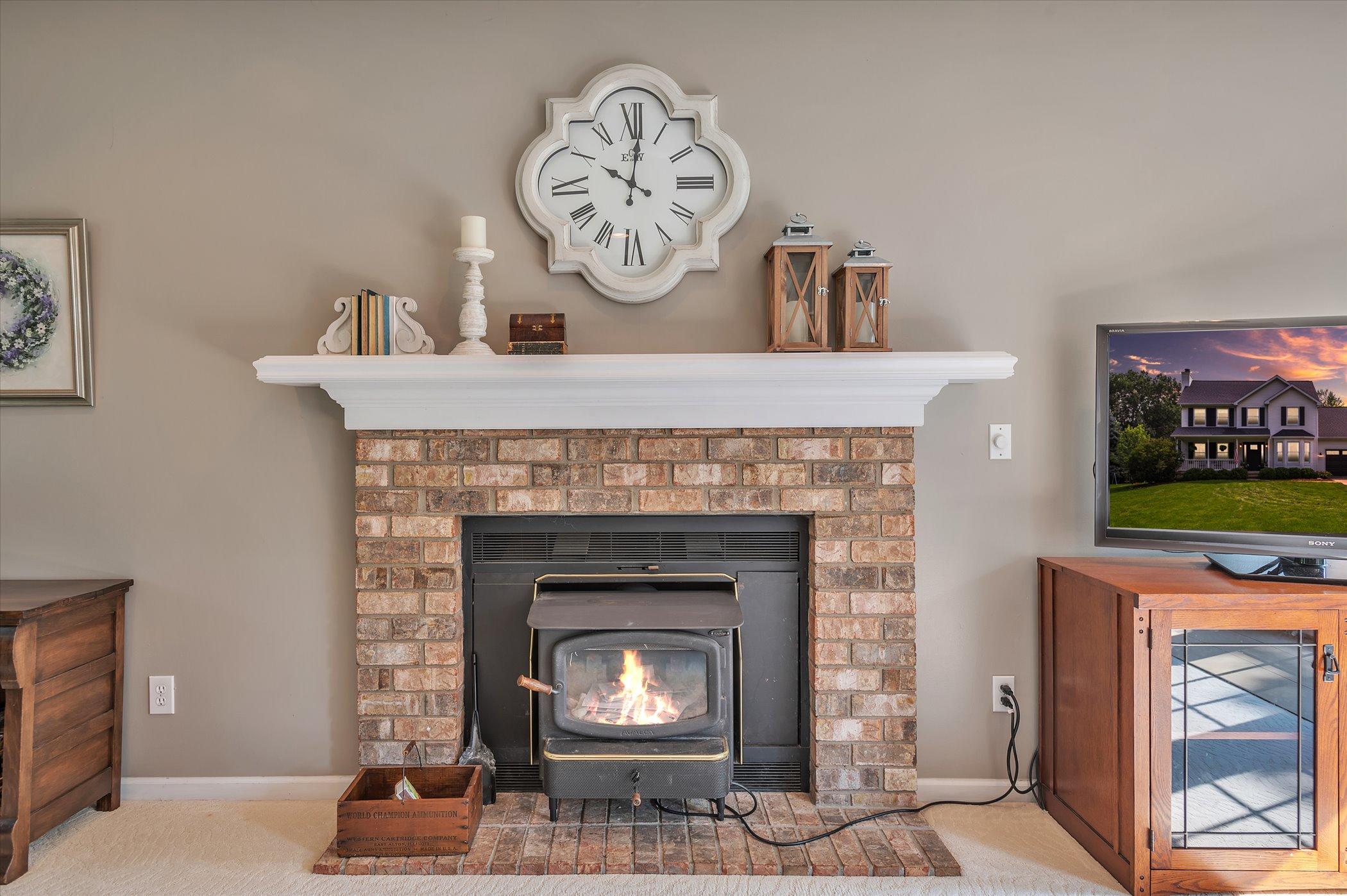 3701 Gale Road Eaton Rapids, MI 48827 - Photo 12 of 65 12-3701-Gale-Rd-WindowStill-Real-Estate-