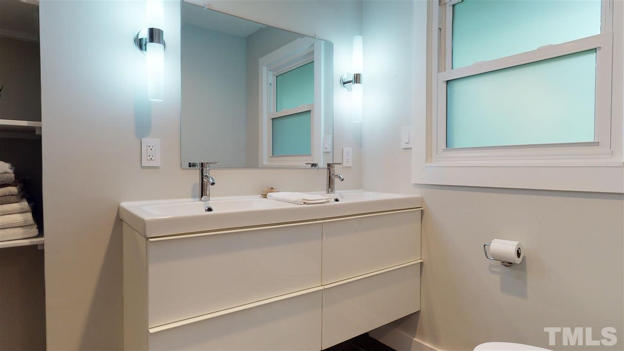 1112 Imperial Road Cary, NC 27511 - Photo 20 of 26
