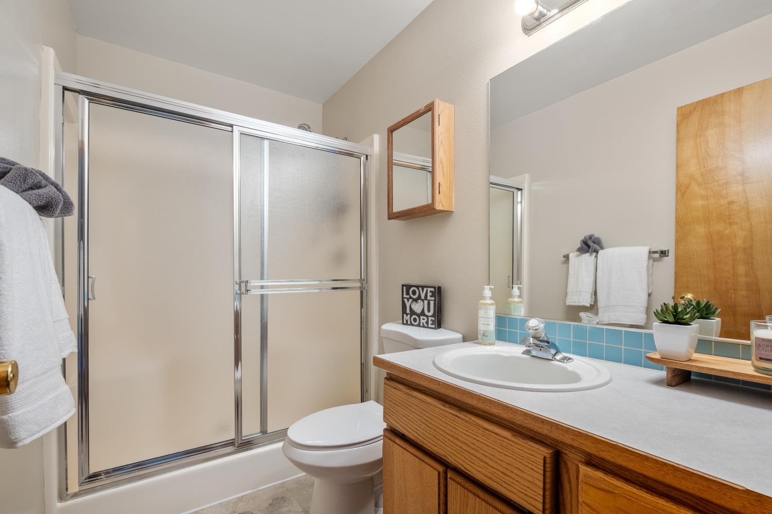 12311 North Ruby Road Spokane, WA 99218 - Photo 16 of 39