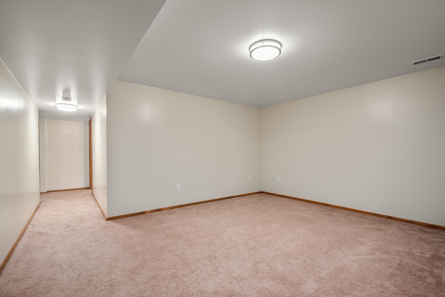 12311 North Ruby Road Spokane, WA 99218 - Photo 24 of 39