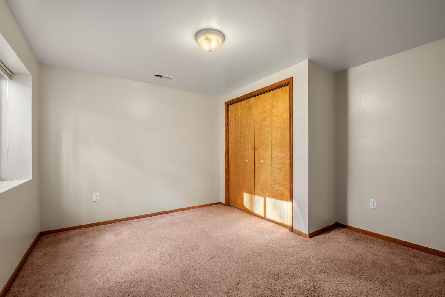 12311 North Ruby Road Spokane, WA 99218 - Photo 25 of 39