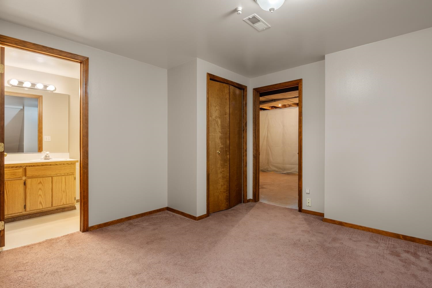 12311 North Ruby Road Spokane, WA 99218 - Photo 26 of 39