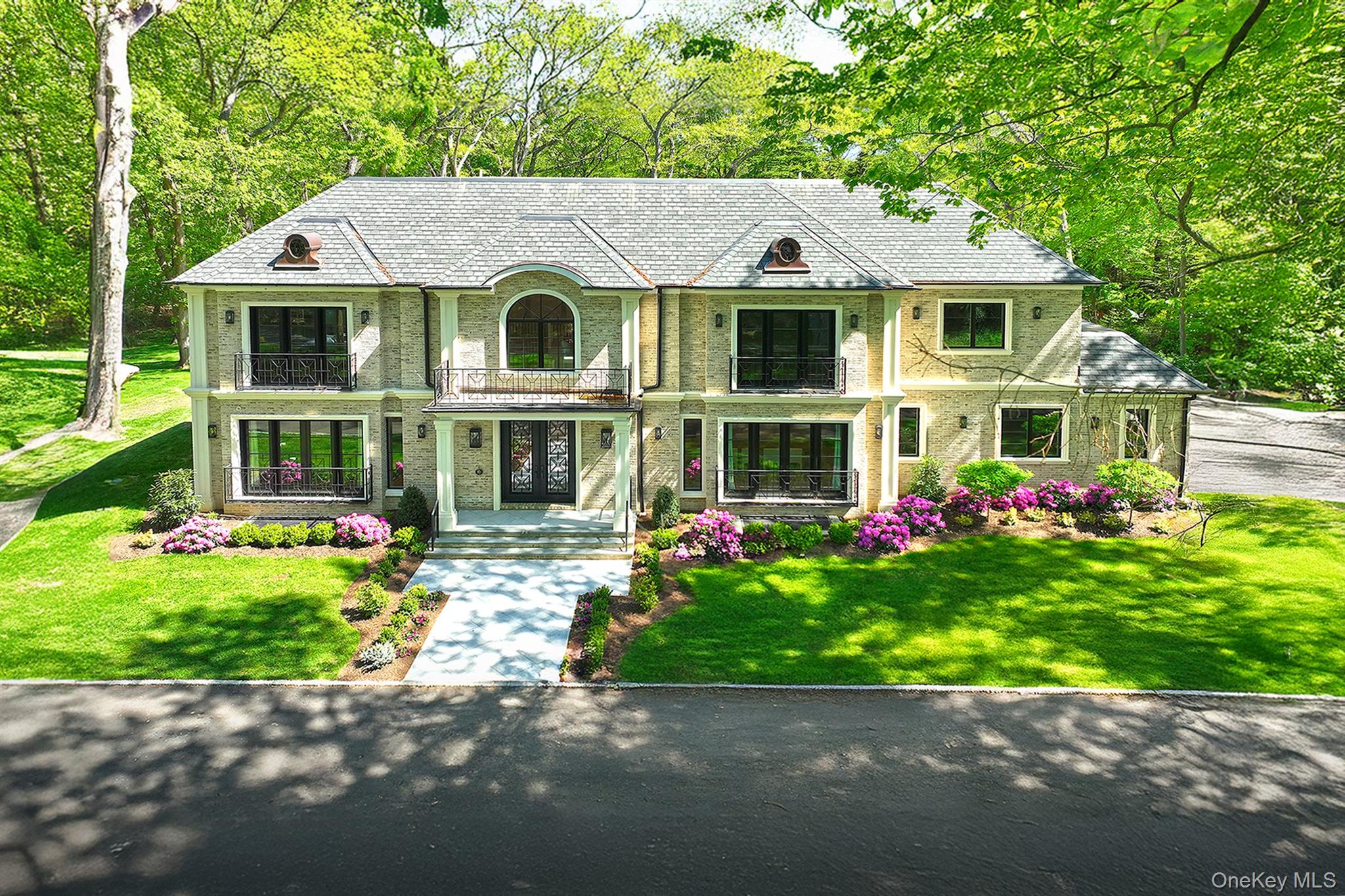20 Knollwood Road Glen Head, NY 11545 - Photo 1 of 50 front view of a house with a yard
