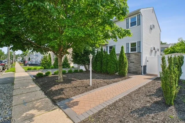 $2,550 | 862 Dewey Street, Union, NJ 07083