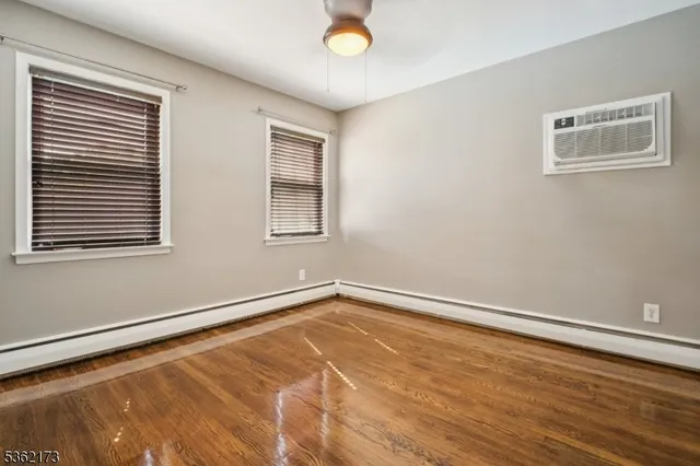 $2,550 | 862 Dewey Street, Union, NJ 07083