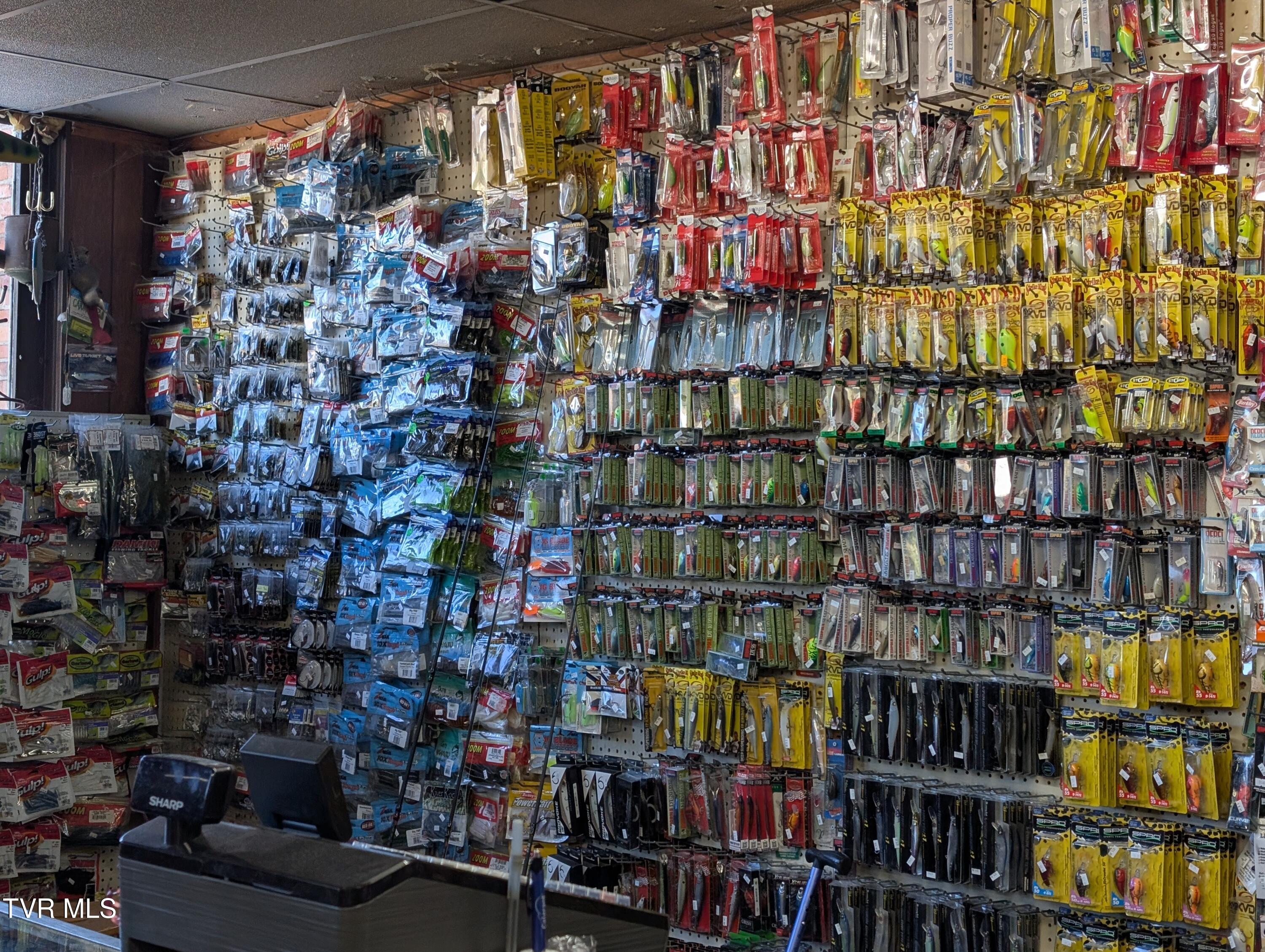 208 Town Square Street Glade Spring, VA 24340 - Photo 15 of 40 PXL_20260112_162607439