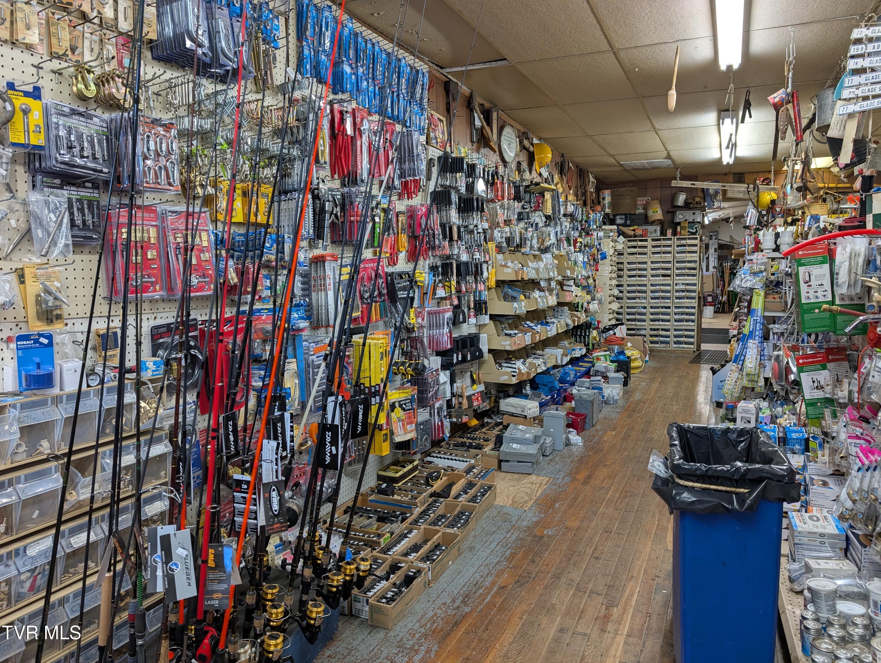 208 Town Square Street Glade Spring, VA 24340 - Photo 16 of 40 PXL_20260112_162617540