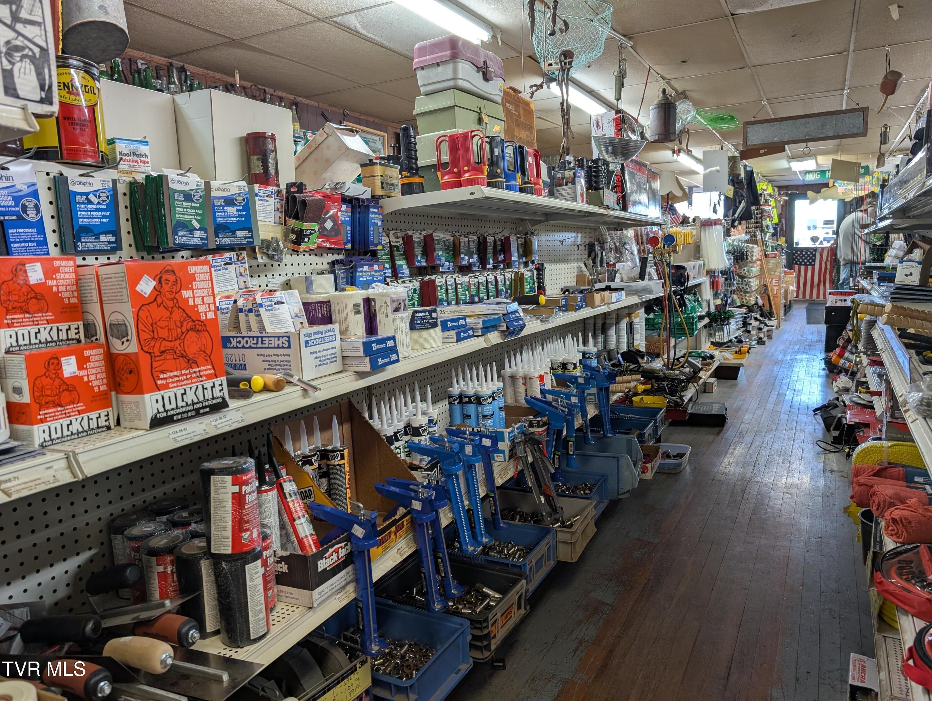 208 Town Square Street Glade Spring, VA 24340 - Photo 18 of 40 PXL_20260112_163053151