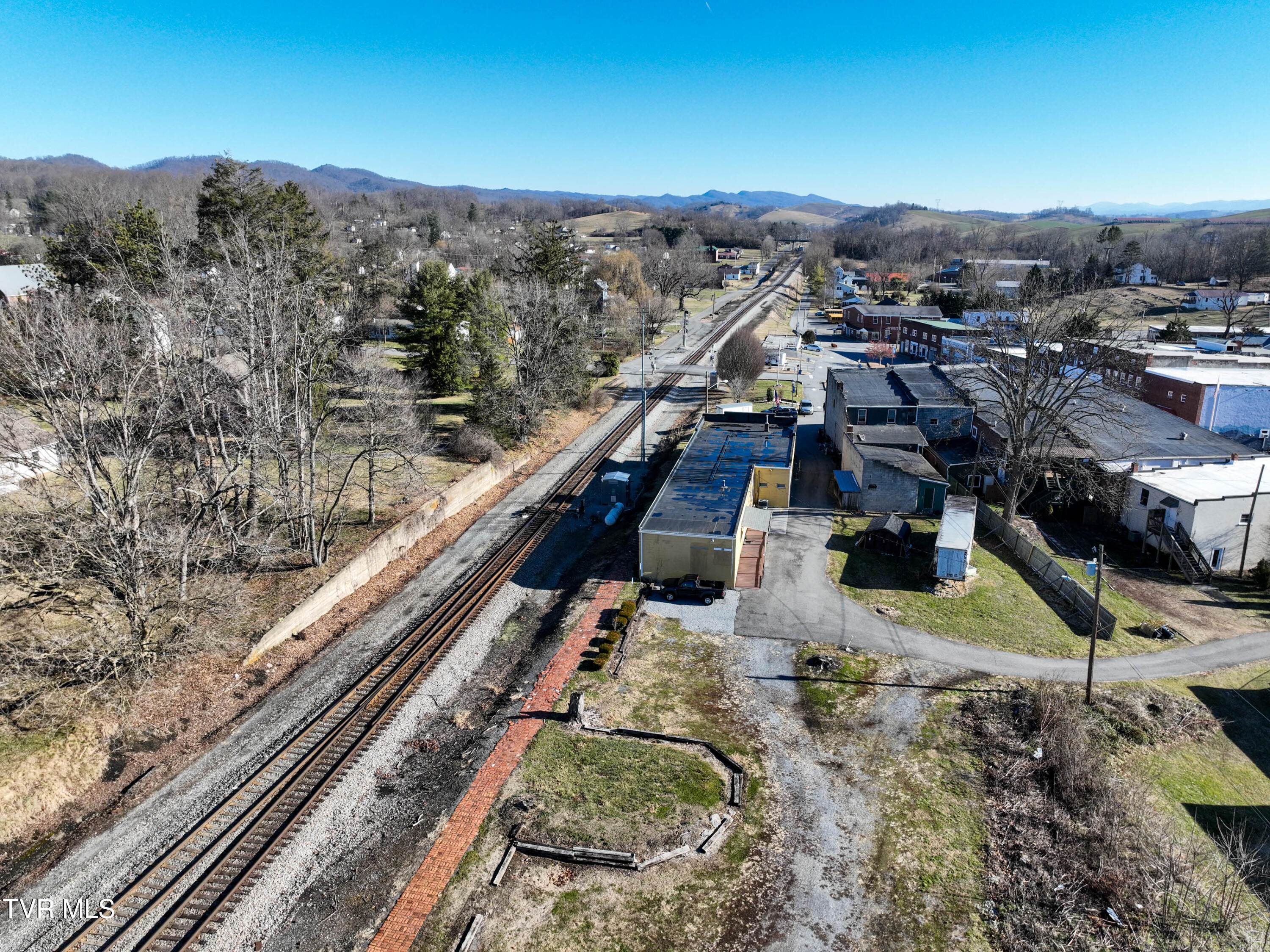 208 Town Square Street Glade Spring, VA 24340 - Photo 32 of 40 208 Town Square Drone SHEW-4