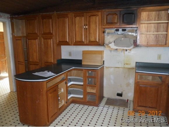 3842 Tuxhorn Road Springfield, IL 62712 - Photo 8 of 12