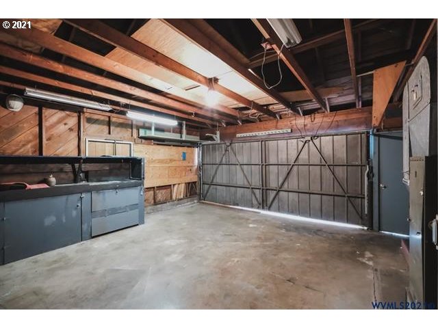 160 Tangent Street Lebanon, OR 97355 - Photo 24 of 32 a view of storage and utility room