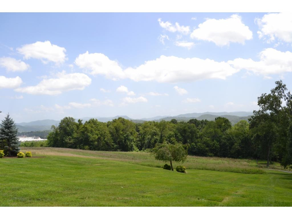 275 Hart Road Elizabethton, TN 37643 - Photo 2 of 35 Photo 2
