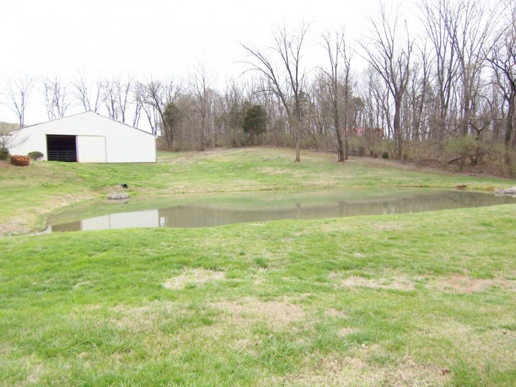 275 Hart Road Elizabethton, TN 37643 - Photo 33 of 35 Photo 33