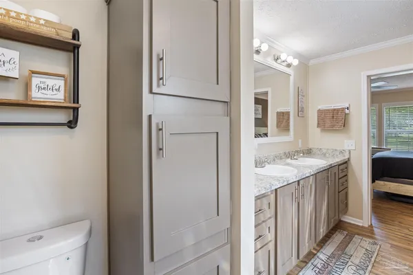 $315,000 | 34076 Medlin Lane, Lillian, AL 36549