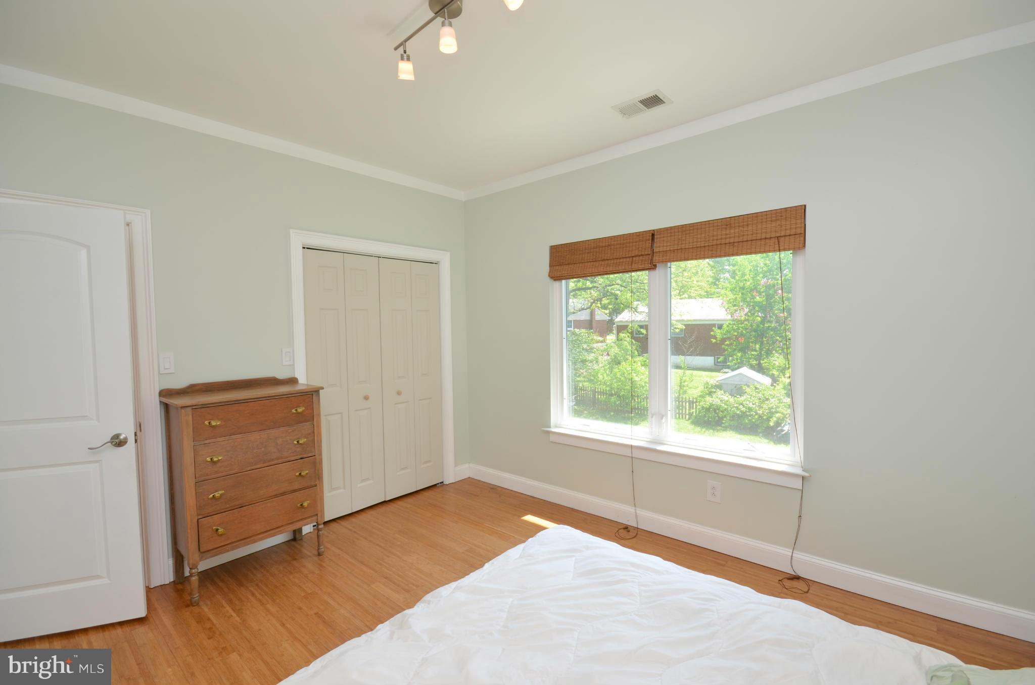 6412 Winnepeg Road Bethesda, MD 20817 - Photo 14 of 30 Bedroom 1