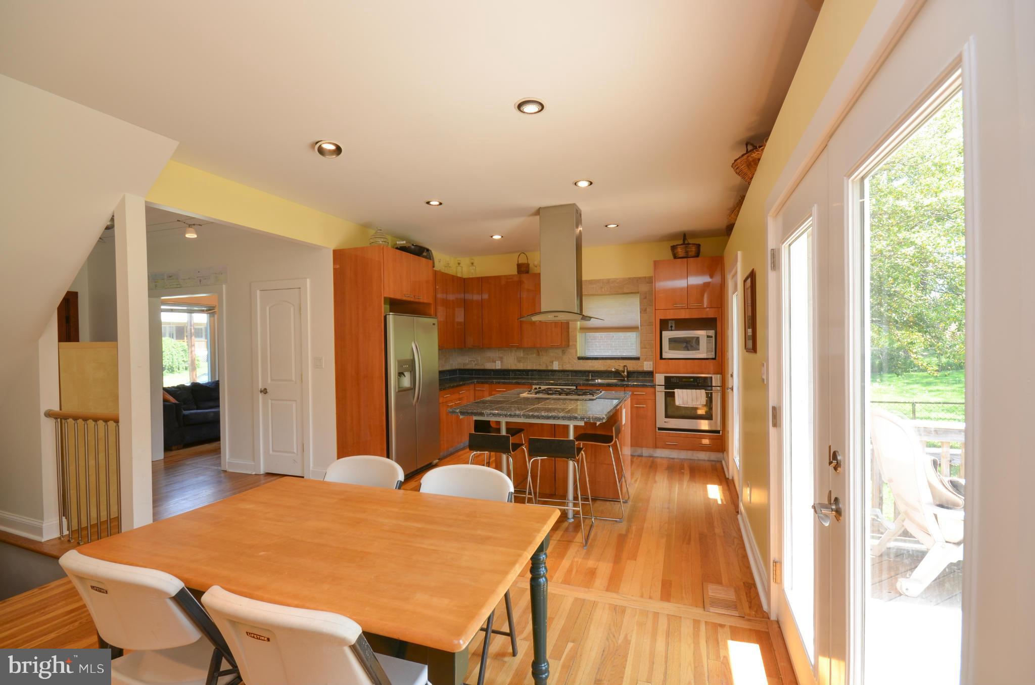 6412 Winnepeg Road Bethesda, MD 20817 - Photo 7 of 30 Kitchen