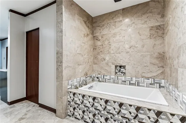 $8,500 | 9 Park Island Drive, New Orleans, LA 70122