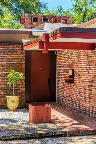 $8,500 | 9 Park Island Drive, New Orleans, LA 70122