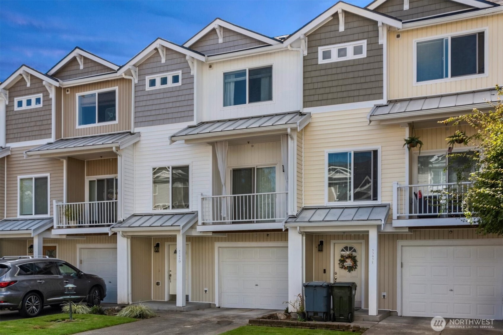 5305 Military Road East, Unit D Tacoma, WA 98446 - Photo 2 of 31