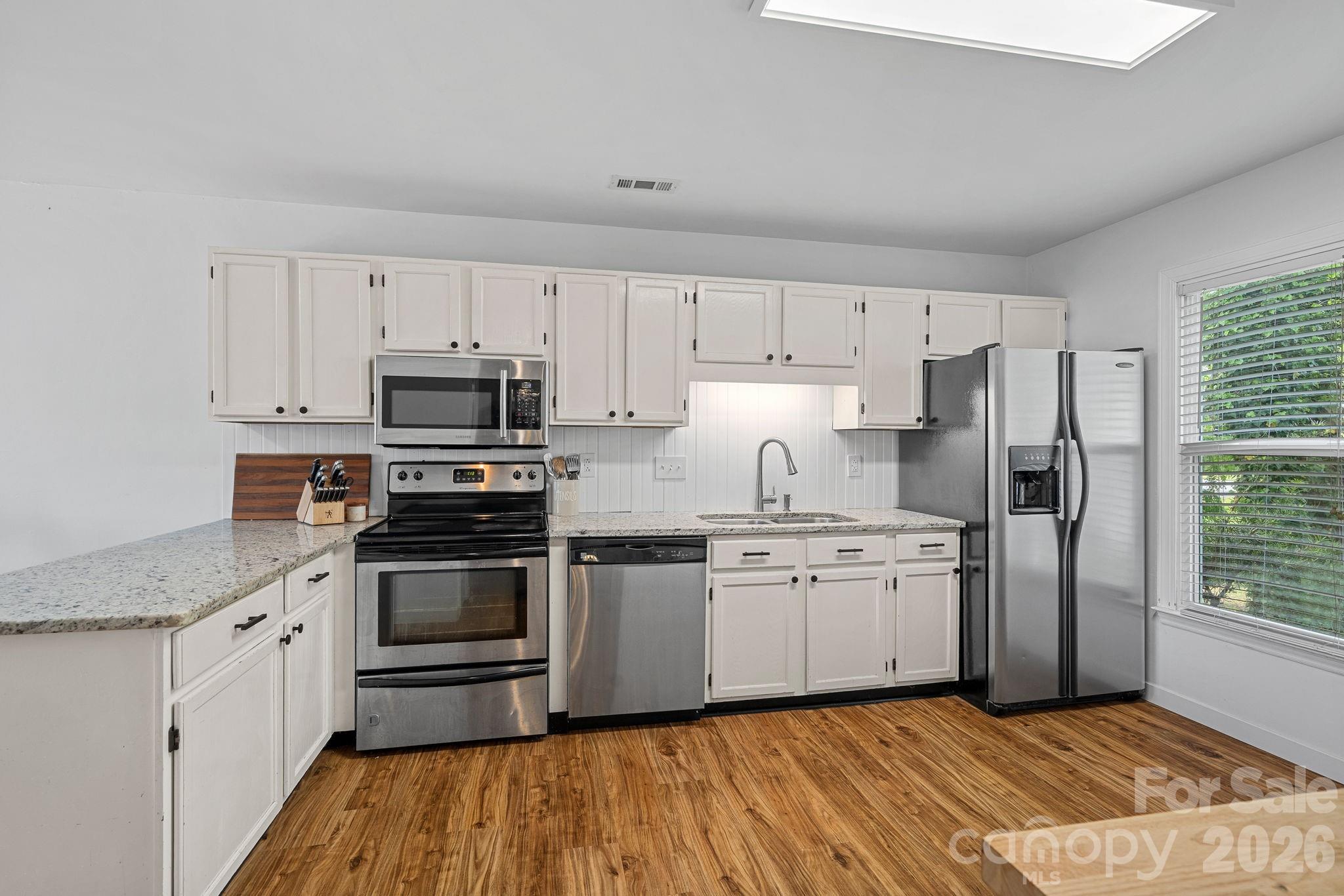 10203 Rockwood Road Charlotte, NC 28215 - Photo 6 of 20