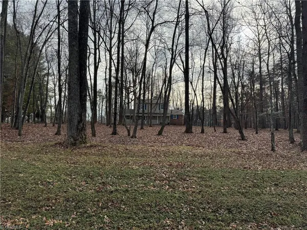 $324,900 | 656 Hills Presbyterian Church Road, Pilot Mountain, NC 27041