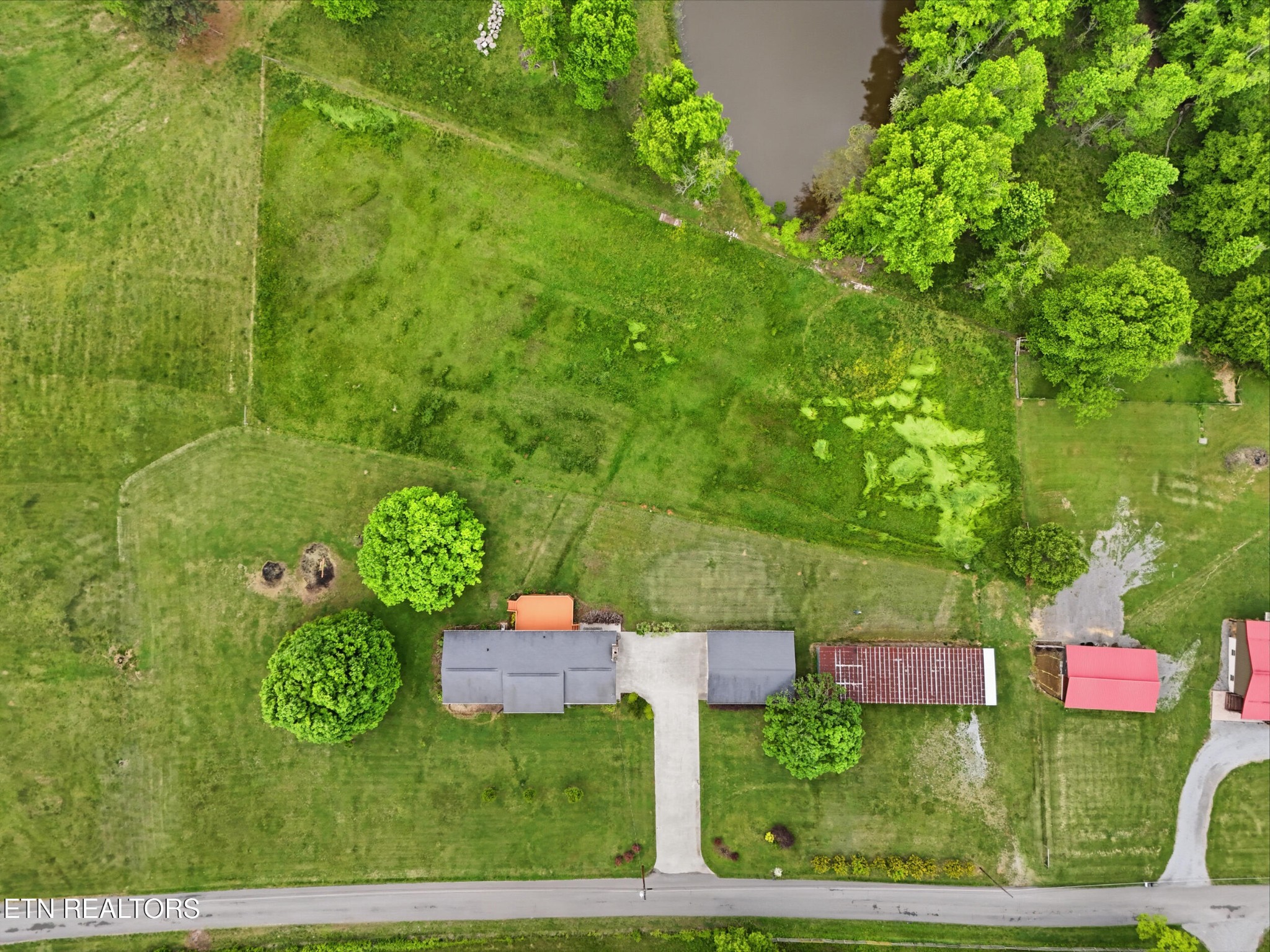 355 Crock Road Loudon, TN 37774 - Photo 39 of 46 Gallery Image 39