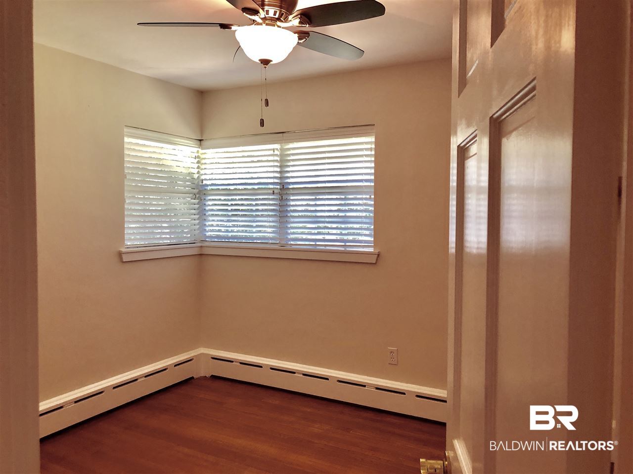 365 Gaines Avenue Mobile, AL 36609 - Photo 16 of 29