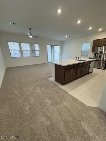 $3,350 | 599 La Vista Acrs Lane, Las Vegas, NV 89138