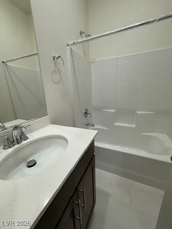 $3,350 | 599 La Vista Acrs Lane, Las Vegas, NV 89138