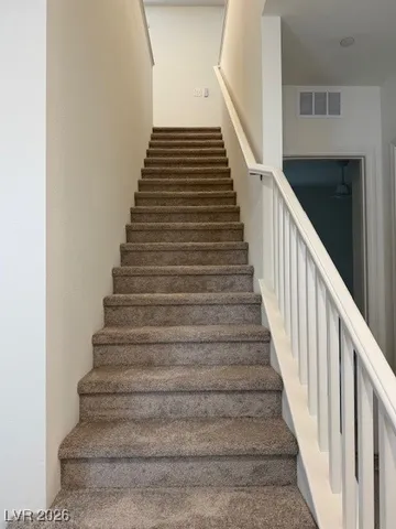 $3,550 | 599 La Vista Acrs Lane, Las Vegas, NV 89138